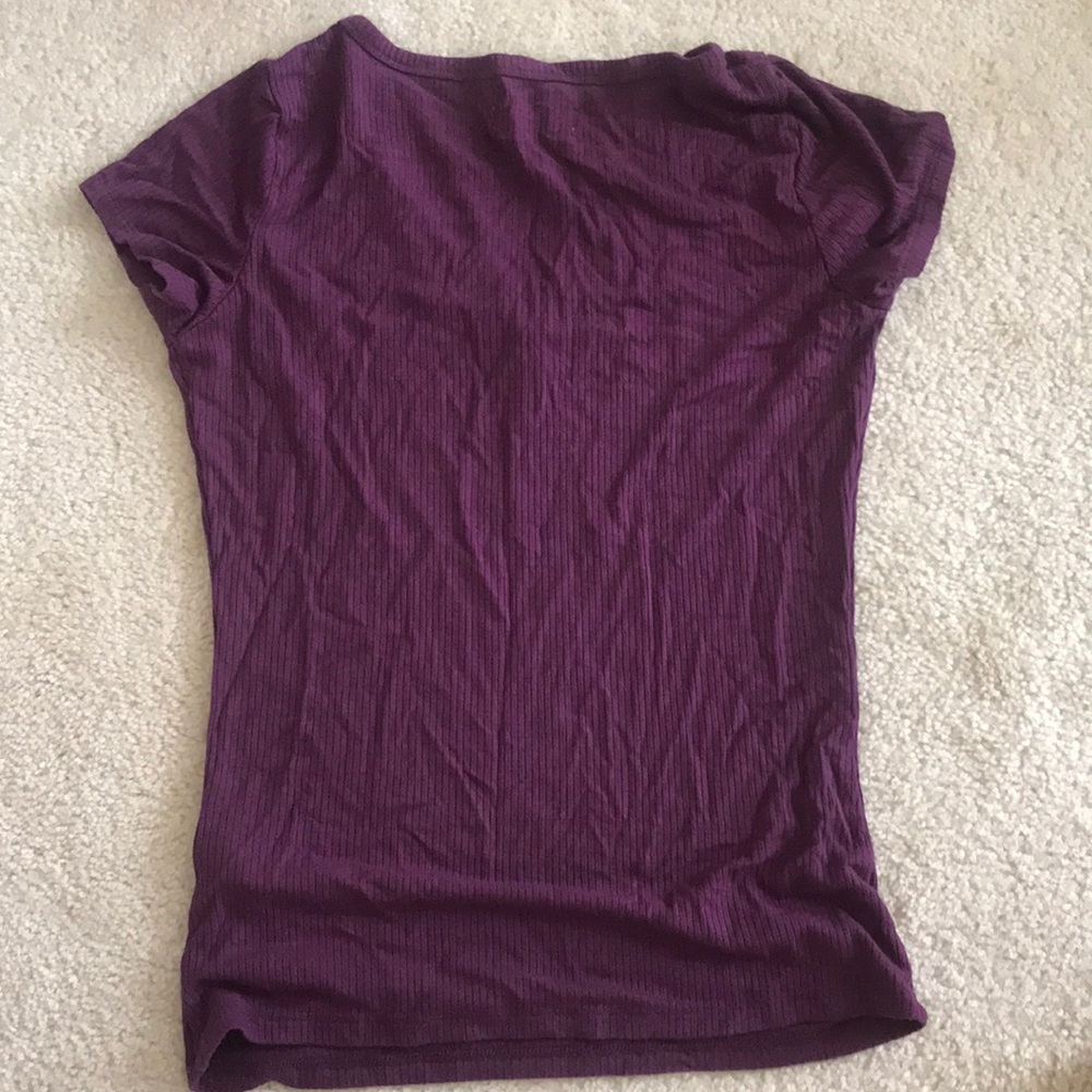 Purple top - Picture 2 of 2